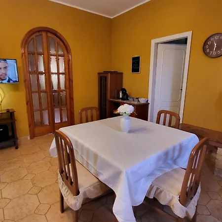Isabella * Ostuni
